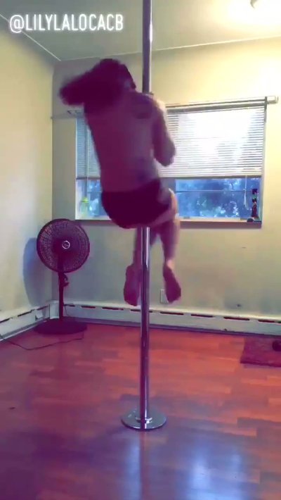 Watch temporarily away 💕's leaked NSFW video on TwXstars