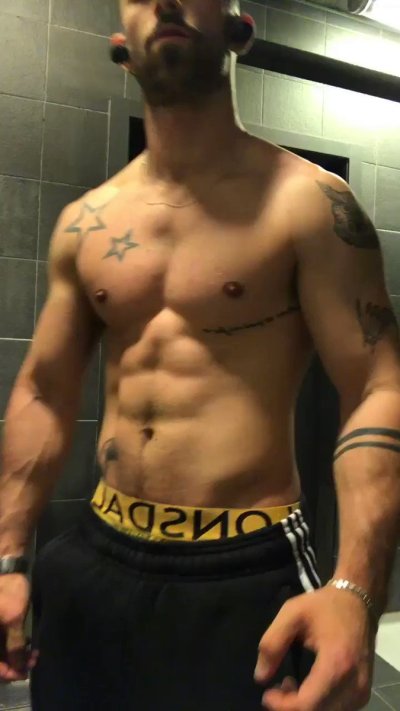 Watch Aingeru's leaked NSFW video on TwXstars