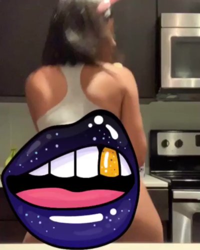 Watch lovechade🇻🇮's leaked NSFW video on TwXstars