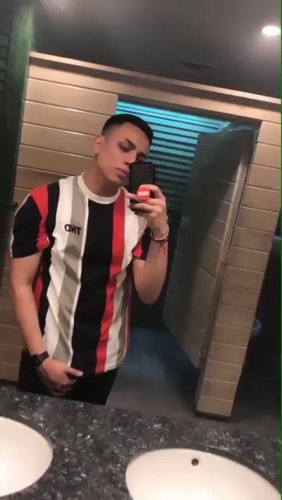 Watch Ericcc's leaked NSFW video on TwXstars