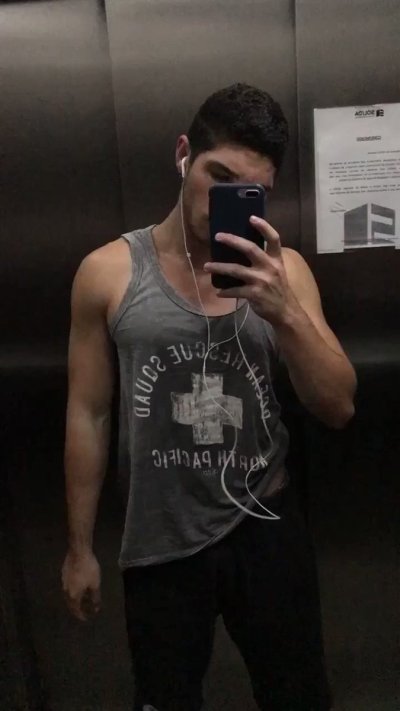 Watch STUART's leaked NSFW video on TwXstars