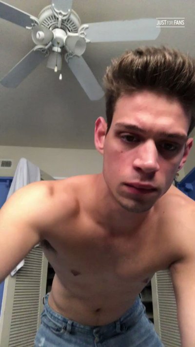 Watch Michael DelRay 🖤's leaked NSFW video on TwXstars