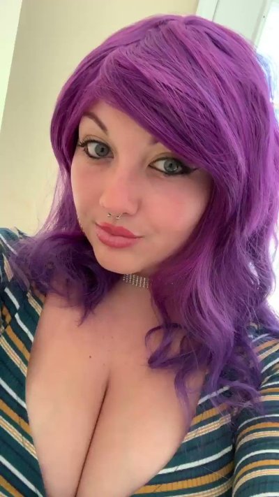 Watch erin eevee's leaked NSFW video on TwXstars