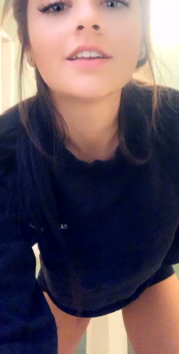 Watch SHEFORKEEPS's leaked NSFW video on TwXstars