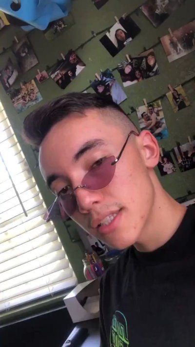 Watch CanhOe's leaked NSFW video on TwXstars