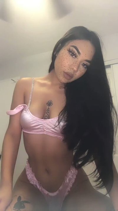 Watch 🧞‍♀️'s leaked NSFW video on TwXstars