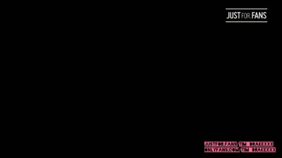 Watch Manic Pixie Dream Gorilla's leaked NSFW video on TwXstars