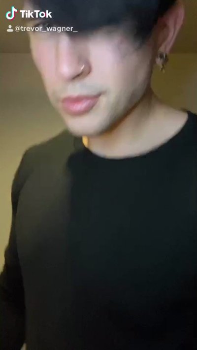 Watch trevor_wagner's leaked NSFW video on TwXstars