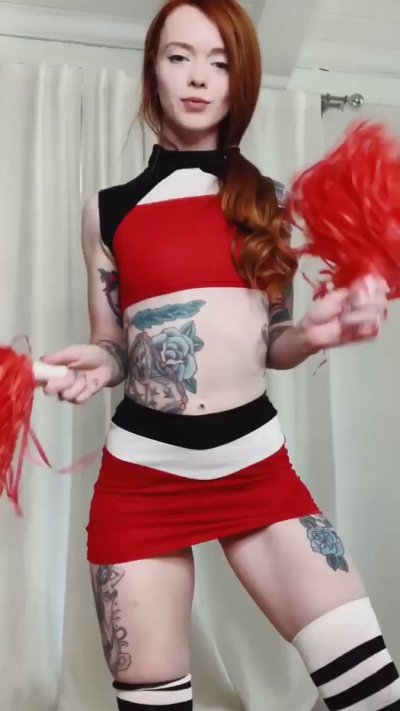 Watch weejulietots's leaked NSFW video on TwXstars