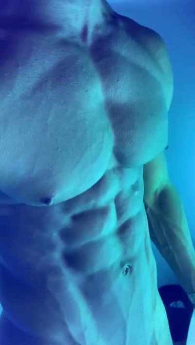 Watch muscleflexxx's leaked NSFW video on TwXstars