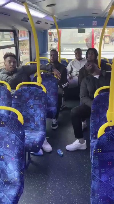 Watch 𝙁𝙡𝙤𝙧𝙞𝙙𝙖𝘽𝙤𝙮 🌴🏄🏾‍♂️'s leaked NSFW video on TwXstars