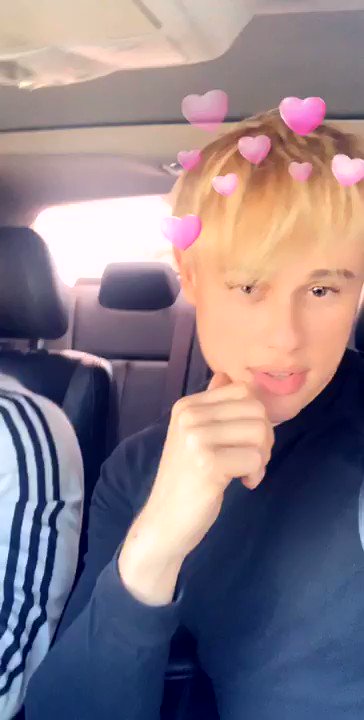 Watch Alam Wernik's leaked NSFW video on TwXstars