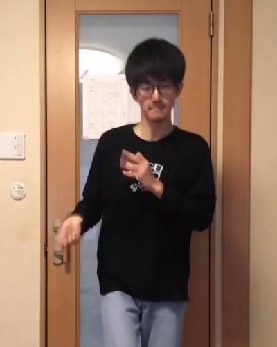 Watch Willokhlass's leaked NSFW video on TwXstars