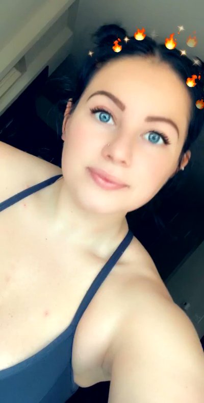 Watch maddy🧁's leaked NSFW video on TwXstars