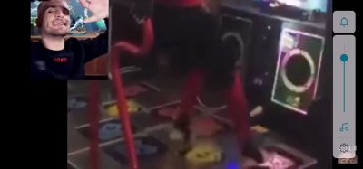 Watch Willokhlass's leaked NSFW video on TwXstars