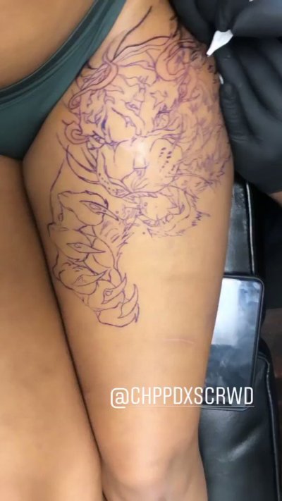 Watch Princess Tay 👑🌸's leaked NSFW video on TwXstars