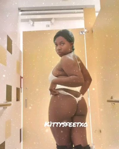 Watch kitty's leaked NSFW video on TwXstars
