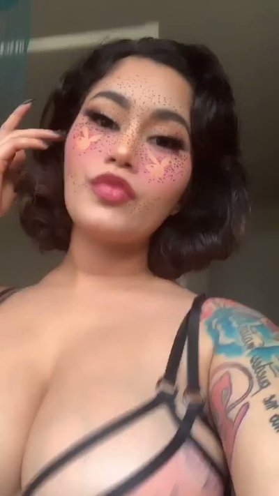 Watch moonformation ✩₊˚.⋆☾⋆⁺₊✧'s leaked NSFW video on TwXstars