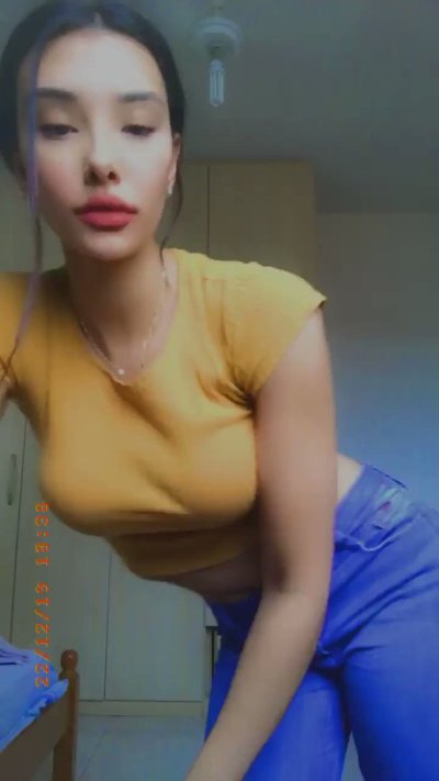 Watch Voulezj 🤍's leaked NSFW video on TwXstars