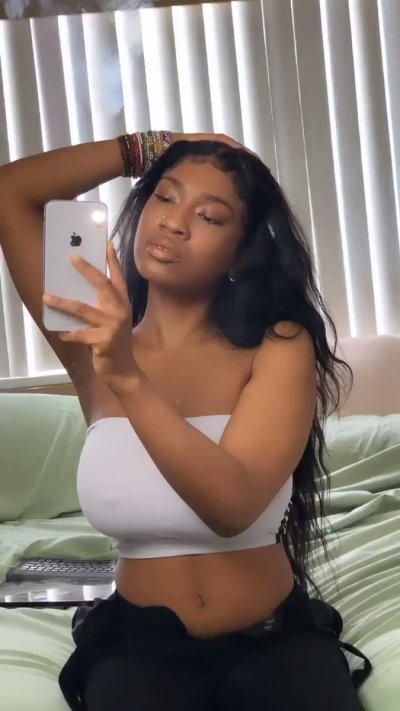 Watch IndieMarieee✨'s leaked NSFW video on TwXstars