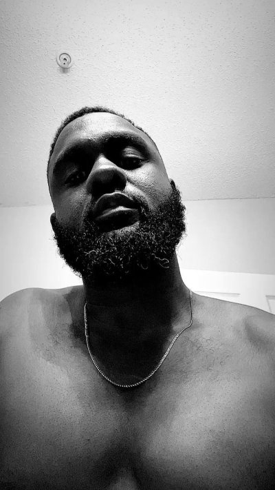 Watch 🍐's leaked NSFW video on TwXstars