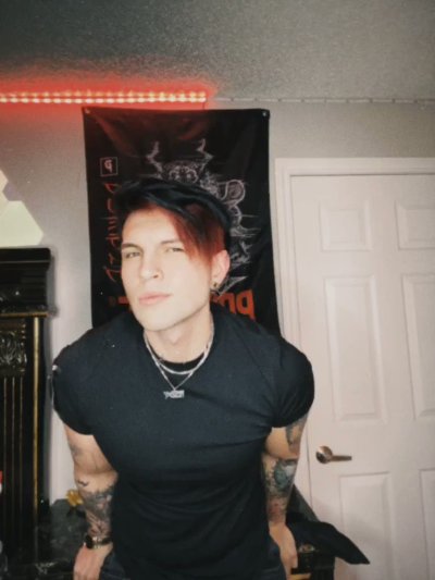 Watch trevor_wagner's leaked NSFW video on TwXstars