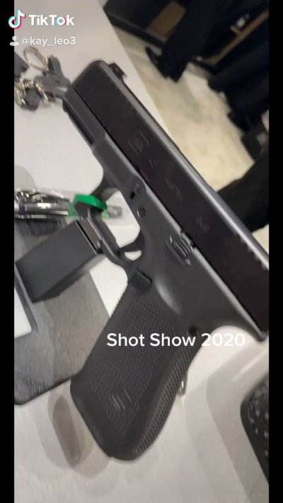 Watch Kaylee's leaked NSFW video on TwXstars