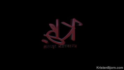 Watch Dann Grey's leaked NSFW video on TwXstars