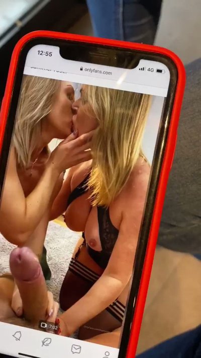 Watch Summer Rose Milf 🔞🔞's leaked NSFW video on TwXstars