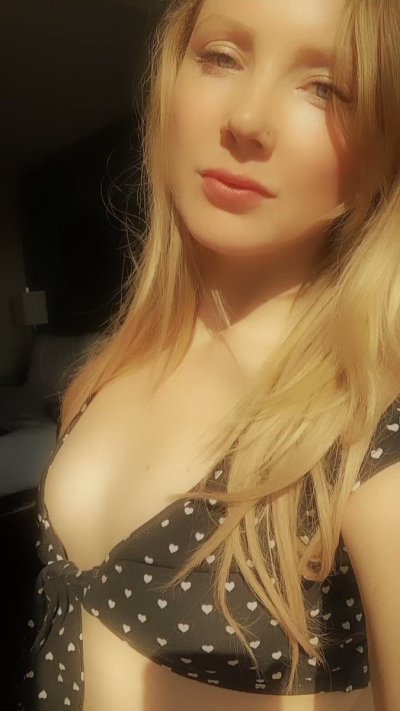 Watch Madison Jo 💕's leaked NSFW video on TwXstars