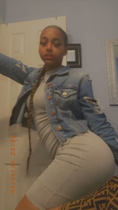 Watch BAE.'s leaked NSFW video on TwXstars