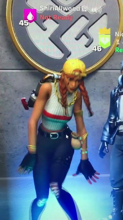 Watch Shiri Allwood's leaked NSFW video on TwXstars