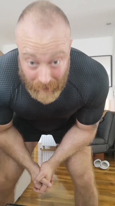 Watch vikingmusclebear's leaked NSFW video on TwXstars