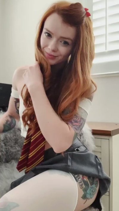 Watch weejulietots's leaked NSFW video on TwXstars