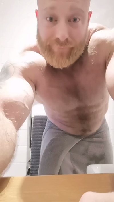 Watch vikingmusclebear's leaked NSFW video on TwXstars