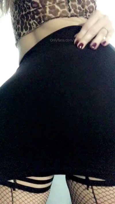 Watch HawtAssMilf's leaked NSFW video on TwXstars