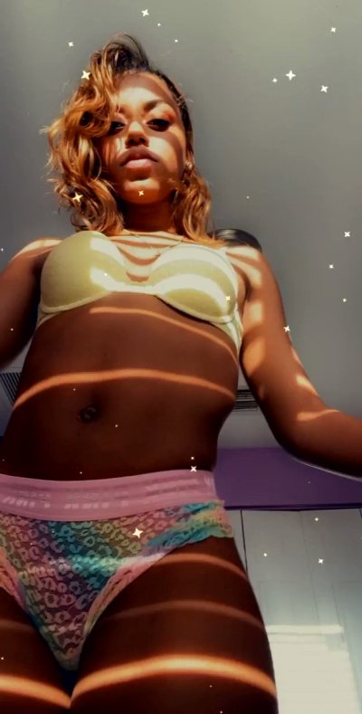 Watch Milu Blaze's leaked NSFW video on TwXstars