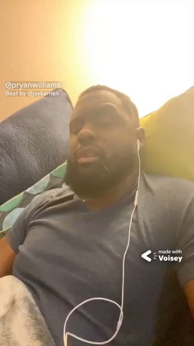 Watch 🍐's leaked NSFW video on TwXstars