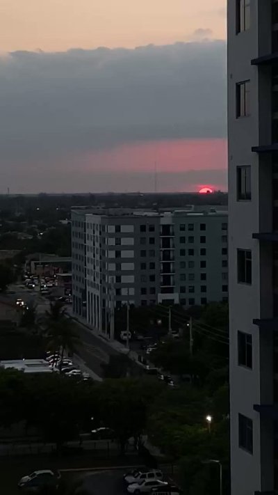 Watch sade's leaked NSFW video on TwXstars