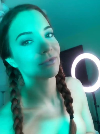 Watch Jayden Cole's leaked NSFW video on TwXstars