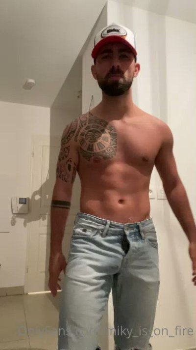 Watch Miky On Fire 🇫🇷🔥(7k)'s leaked NSFW video on TwXstars