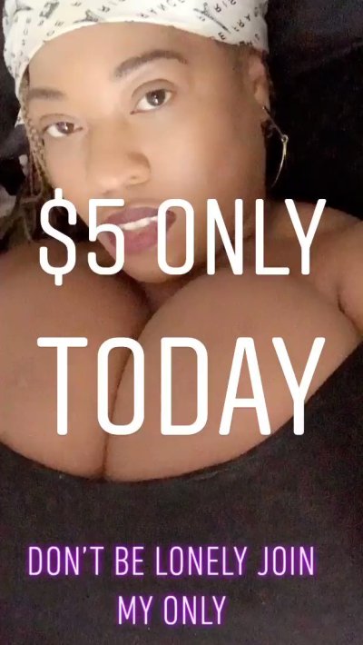 Watch Holly Himalayas's leaked NSFW video on TwXstars