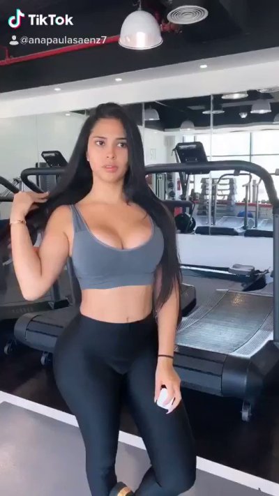 Watch anapaulasaenzmex's leaked NSFW video on TwXstars