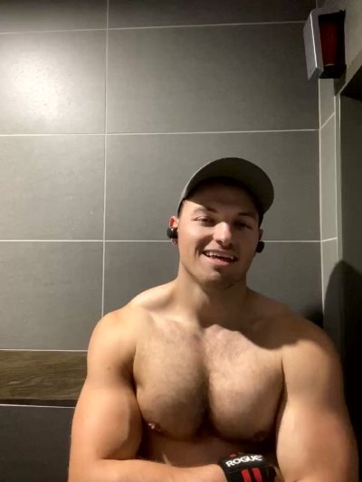 Watch Maximillian Small's leaked NSFW video on TwXstars