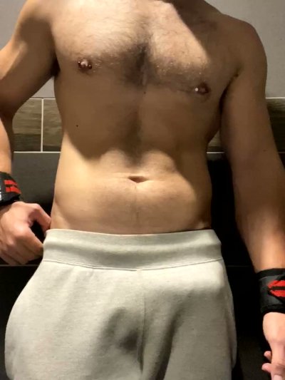 Watch Maximillian Small's leaked NSFW video on TwXstars