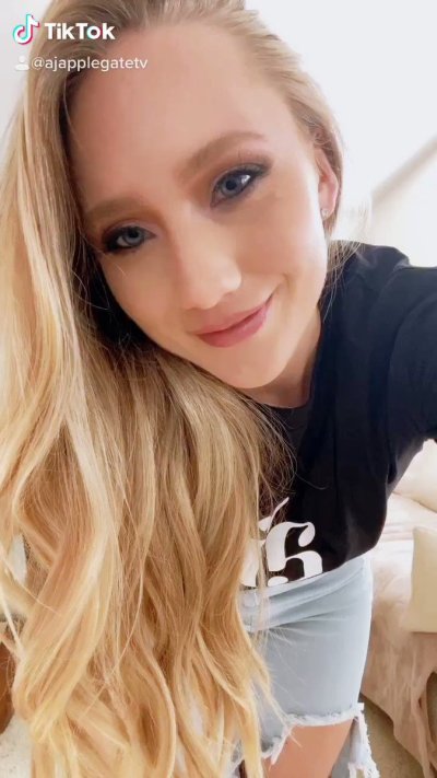 Watch AJ Applegate's leaked NSFW video on TwXstars