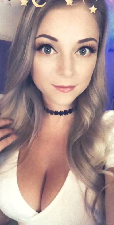 Watch xoAeriel's leaked NSFW video on TwXstars