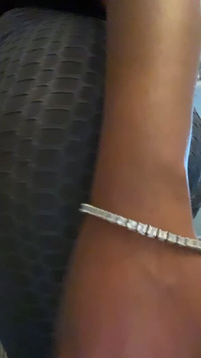 Watch iambooteeful 💋's leaked NSFW video on TwXstars