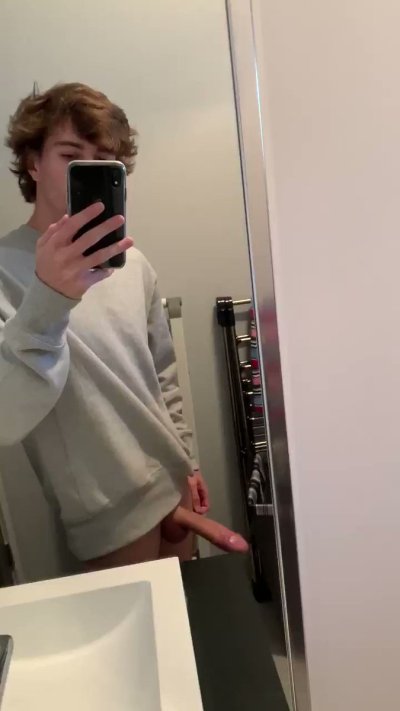 Watch JakeGelato's leaked NSFW video on TwXstars