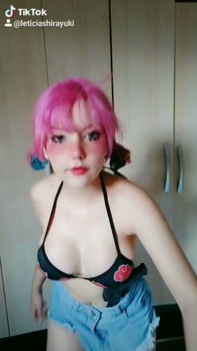 Watch Letícia Shirayuki's leaked NSFW video on TwXstars